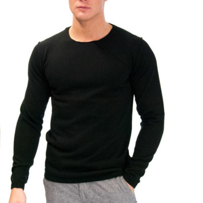 BESILENT- maglione girocollo nero taglio vivo
