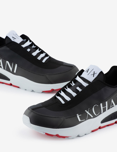Sneakers nera ARMANI EXCHANGE con scritta logo laterale-1