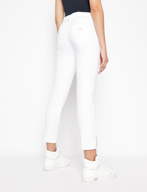 Jeans bianco donna ARMANI EXCHANGE modello capri con spacchetto-2