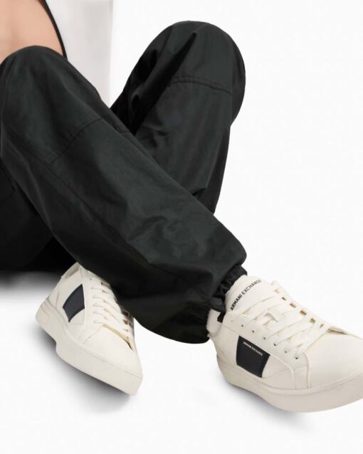 Scarpa allacciata bianca da uomo ARMANI EXCHANGE con banda laterale a contrasto -5