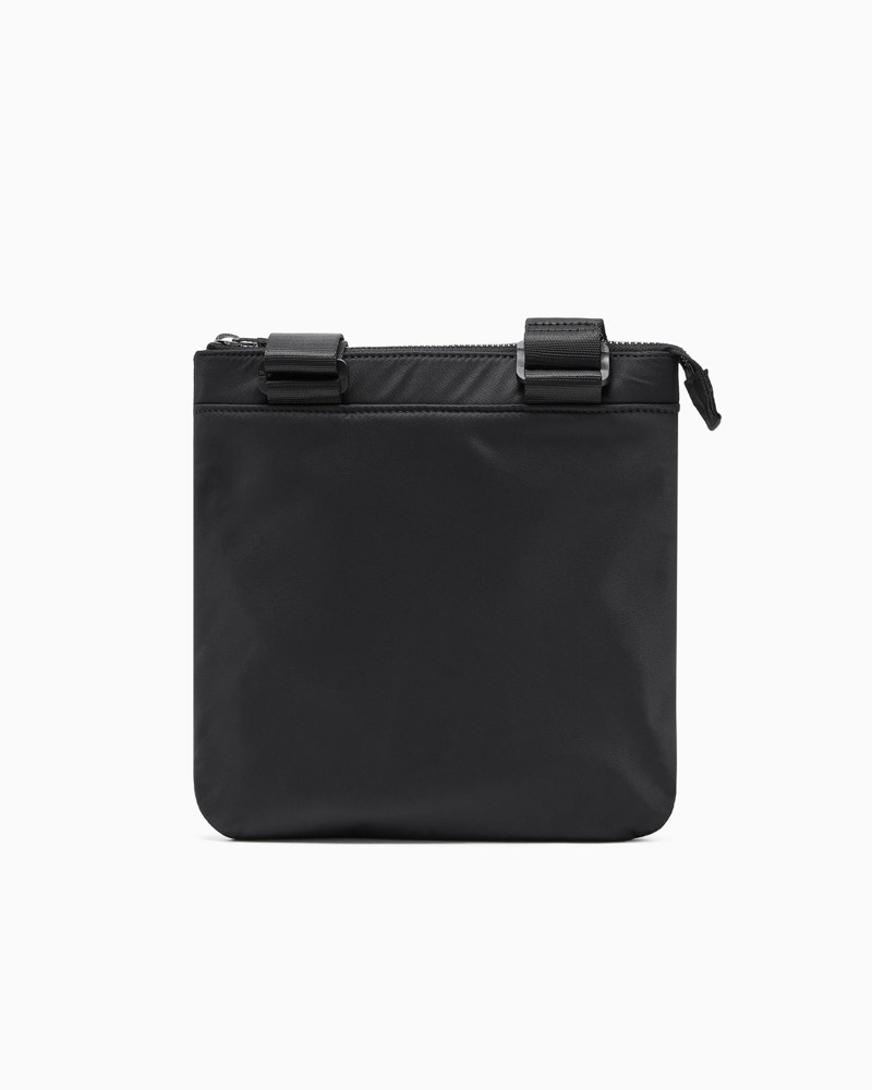 Borsa a tracolla uomo ARMANI EXCHANGE nera in tessuto-2